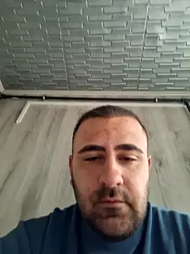 Snapshot of Heyman17 chatting on 03-19-26, 07:52 Heyman17 online show from 03-19-26, 07:52