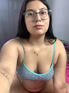 Velma star online show from 11-15-25, 12:20