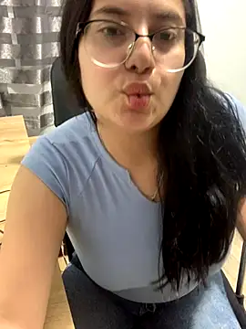 Snapshot of Velma_star chatting on 09-25-25, 11:16 Velma star online show from 09-25-25, 11:16