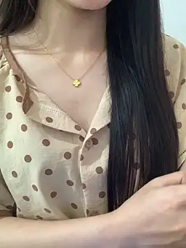 JennyQueen18 online show from 04-13-26, 07:01