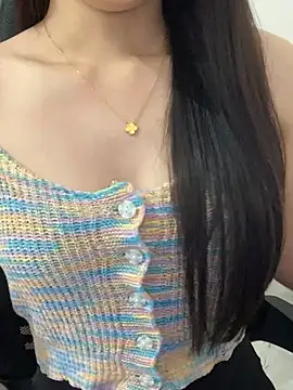 JennyQueen18 online show from 04-11-26, 07:38