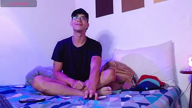 Dylann west online show from 11-15-25, 06:50