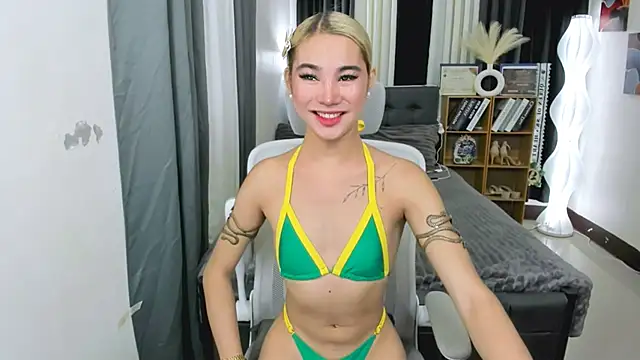 hotjessieempress online show from 05-12-26, 08:04