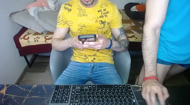 Snapshot of bossking017 chatting on 03-22-25, 01:08 bossking017 online show from 03-22-25, 01:08