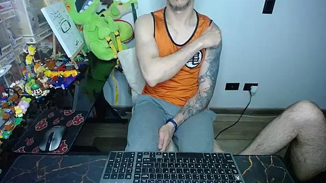 Snapshot of bossking017 chatting on 09-11-25, 06:57 bossking017 online show from 09-11-25, 06:57