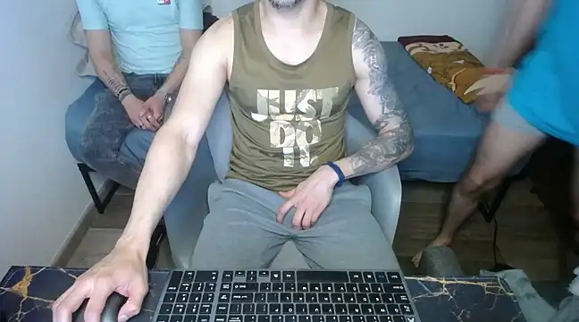 Snapshot of bossking017 chatting on 03-13-25, 09:37 bossking017 online show from 03-13-25, 09:37