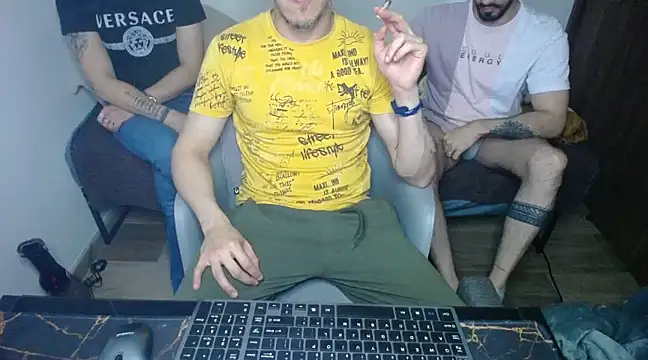 Snapshot of bossking017 chatting on 02-28-25, 10:28 bossking017 online show from 02-28-25, 10:28