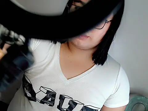 itsmeyourgirlfucker online show from 12-14-25, 11:21