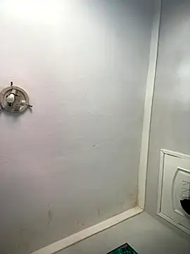 Isabelaa  online show from 11-13-25, 06:12