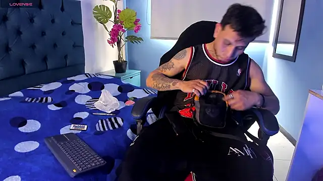 Thonixxx mr online show from 03-02-26, 07:21