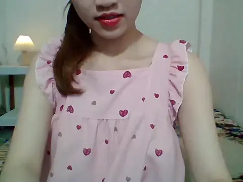 Snapshot of __Donna__ chatting on 09-20-25, 03:50 Donna online show from 09-20-25, 03:50