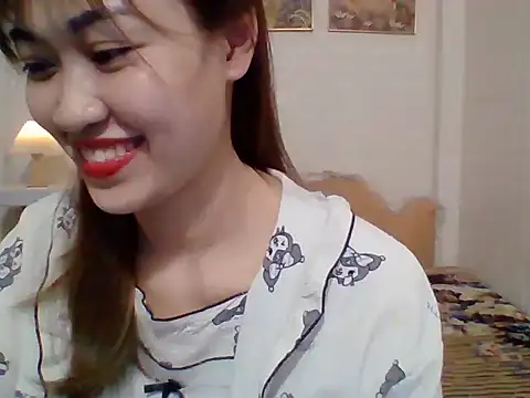 Snapshot of __Donna__ chatting on 10-14-25, 02:39 Donna online show from 10-14-25, 02:39