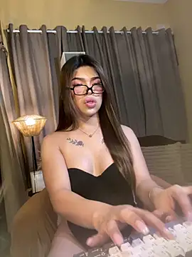 Nyxie luxx online show from 05-02-26, 11:59