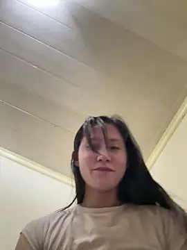 Snapshot of anne_smithe chatting on 05-15-26, 08:56 anne smithe online show from 05-15-26, 08:56