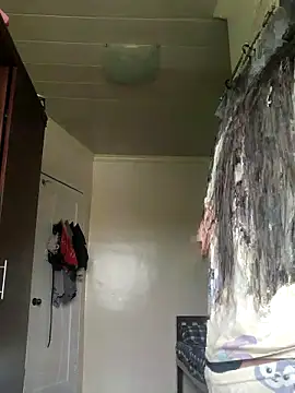 anne smithe online show from 10-25-25, 05:06