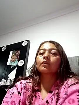Snapshot of Bellamoretii5 chatting on 02-15-26, 01:17 Bellamoretii5 online show from 02-15-26, 01:17