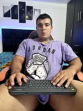 thiago  cp01 online show from 10-12-25, 06:37