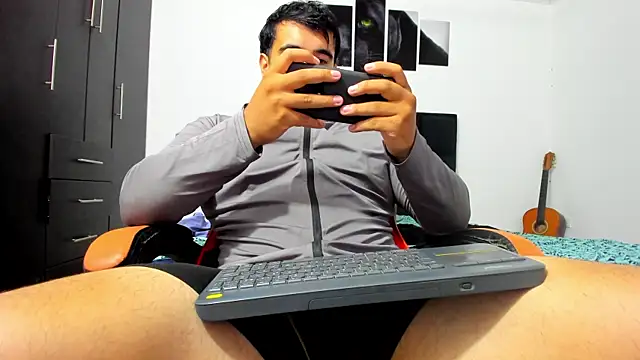thiago  cp01 online show from 04-18-26, 04:48