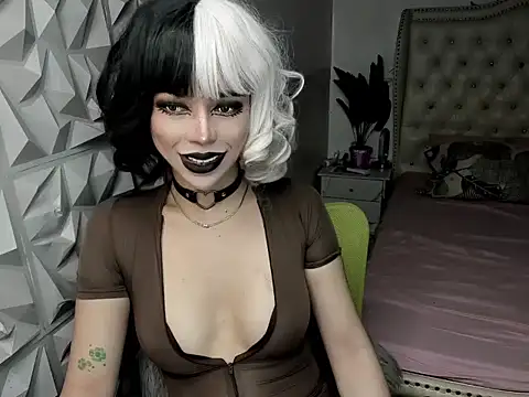 Snapshot of janecomander chatting on 06-05-26, 04:50 janecomander online show from 06-05-26, 04:50