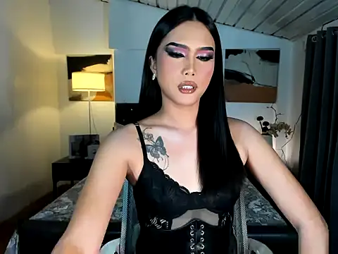 CallaWang online show from 10-18-25, 07:05