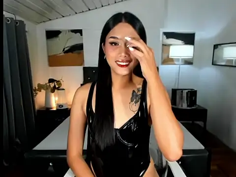 Snapshot of CallaWang chatting on 04-05-26, 03:40 CallaWang online show from 04-05-26, 03:40