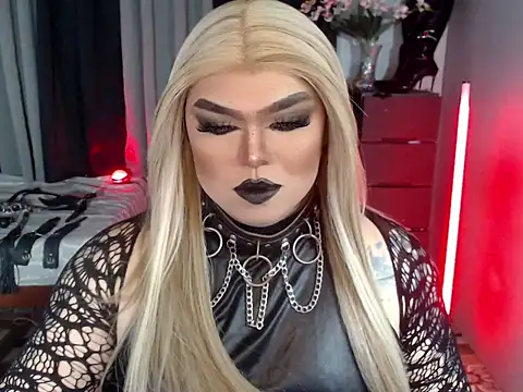 Snapshot of michellevixen922 chatting on 09-14-25, 05:08 michellevixen922 online show from 09-14-25, 05:08