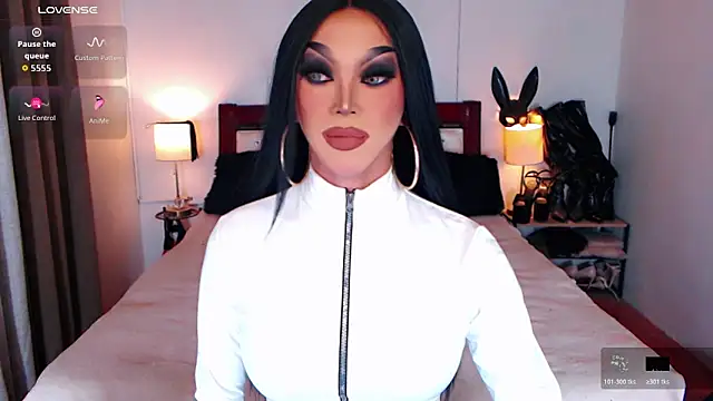 xQueenElektrax online show from 01-07-26, 05:56