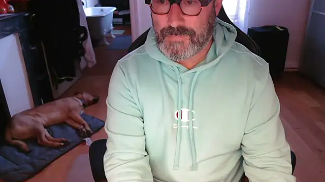 Hairyfred73 online show from 10-10-25, 08:26