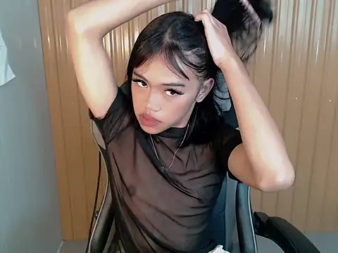 urcurlydiva online show from 04-13-26, 06:28