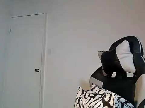 urcurlydiva online show from 10-11-25, 01:23