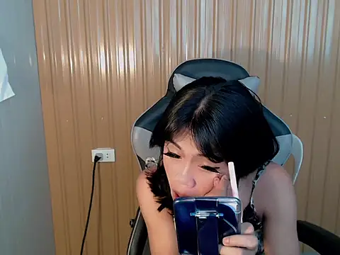 urcurlydiva online show from 04-14-26, 07:13