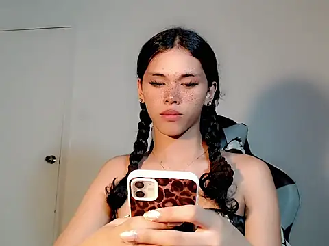 urcurlydiva online show from 10-13-25, 11:34