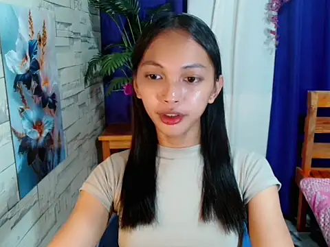 Snapshot of Simi_Ipit chatting on 06-22-26, 02:03 Simi Ipit online show from 06-22-26, 02:03