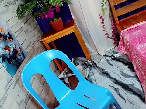Snapshot of Simi_Ipit chatting on 06-14-26, 07:59 Simi Ipit online show from 06-14-26, 07:59