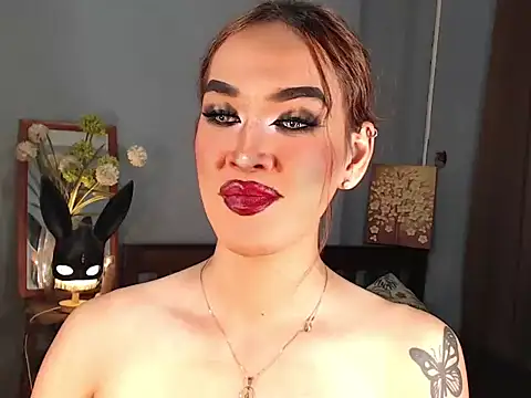 Snapshot of AleinaCroft chatting on 09-27-25, 10:32 AleinaCroft online show from 09-27-25, 10:32