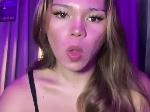 Snapshot of the_extinction_ofbeauty chatting on 04-14-26, 11:21 the extinction ofbeauty online show from 04-14-26, 11:21