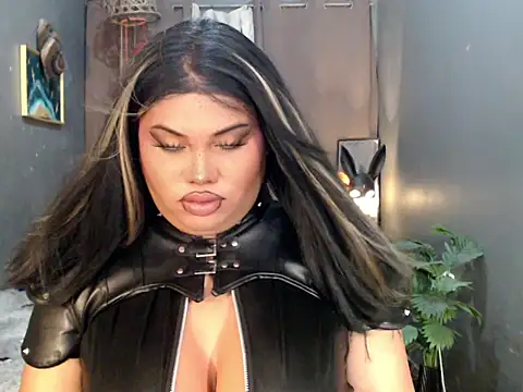 KitSmithCumerr online show from 05-18-26, 01:05