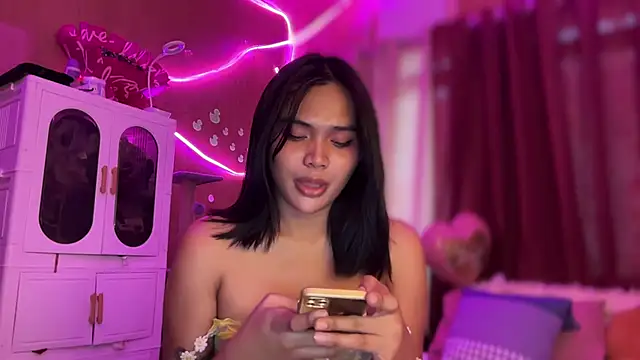 Yourbaby angelx online show from 01-14-26, 07:01