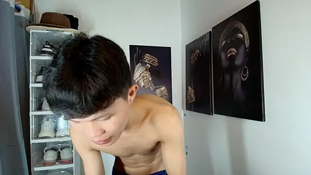 crazyasiantwink online show from 11-19-25, 05:02