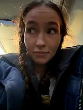 SnappyHappy online show from 10-01-25, 04:22