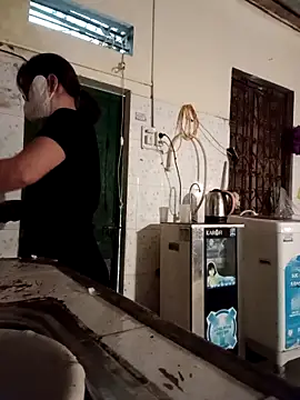 Mizzu-mi online show from 11-17-25, 03:54