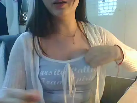 Linzly online show from 03-11-26, 02:49