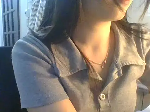 Linzly online show from 11-18-25, 02:49