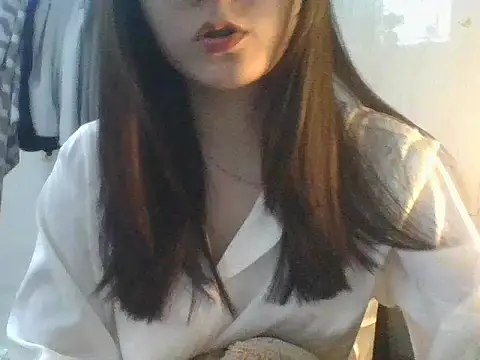 Linzly online show from 12-14-25, 02:51