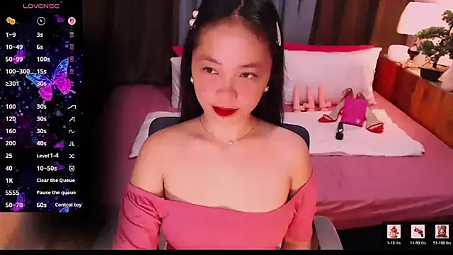 Snapshot of sexystela chatting on 06-12-26, 08:39 sexystela online show from 06-12-26, 08:39
