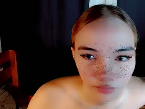 Snapshot of sexybabewarrior chatting on 10-22-25, 06:13 sexybabewarrior online show from 10-22-25, 06:13
