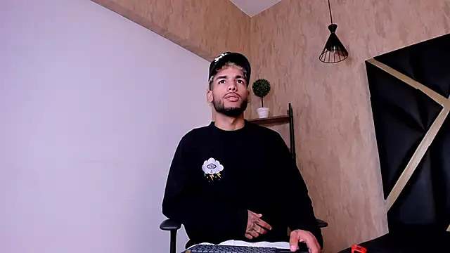 Thiagoferreti online show from 09-26-25, 03:24