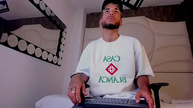 Thiagoferreti online show from 09-25-25, 03:34