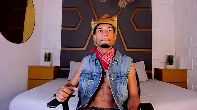 Thiagoferreti online show from 11-18-25, 07:28