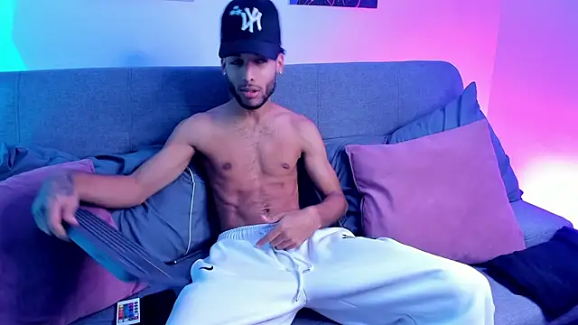 Thiagoferreti online show from 07-07-26, 03:31